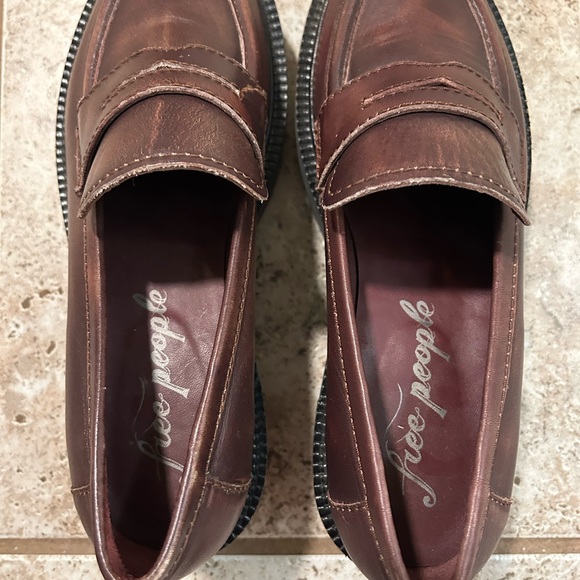 FREE PEOPLE Lyra Lug Platform Brown Loafers Size 38.5 / US 7.5 - Picture 3 of 7